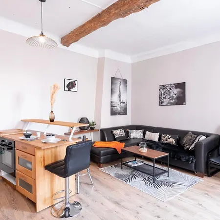 Les Halles Forville - Palais, Plages, Wifi, Clim Apartment Cannes